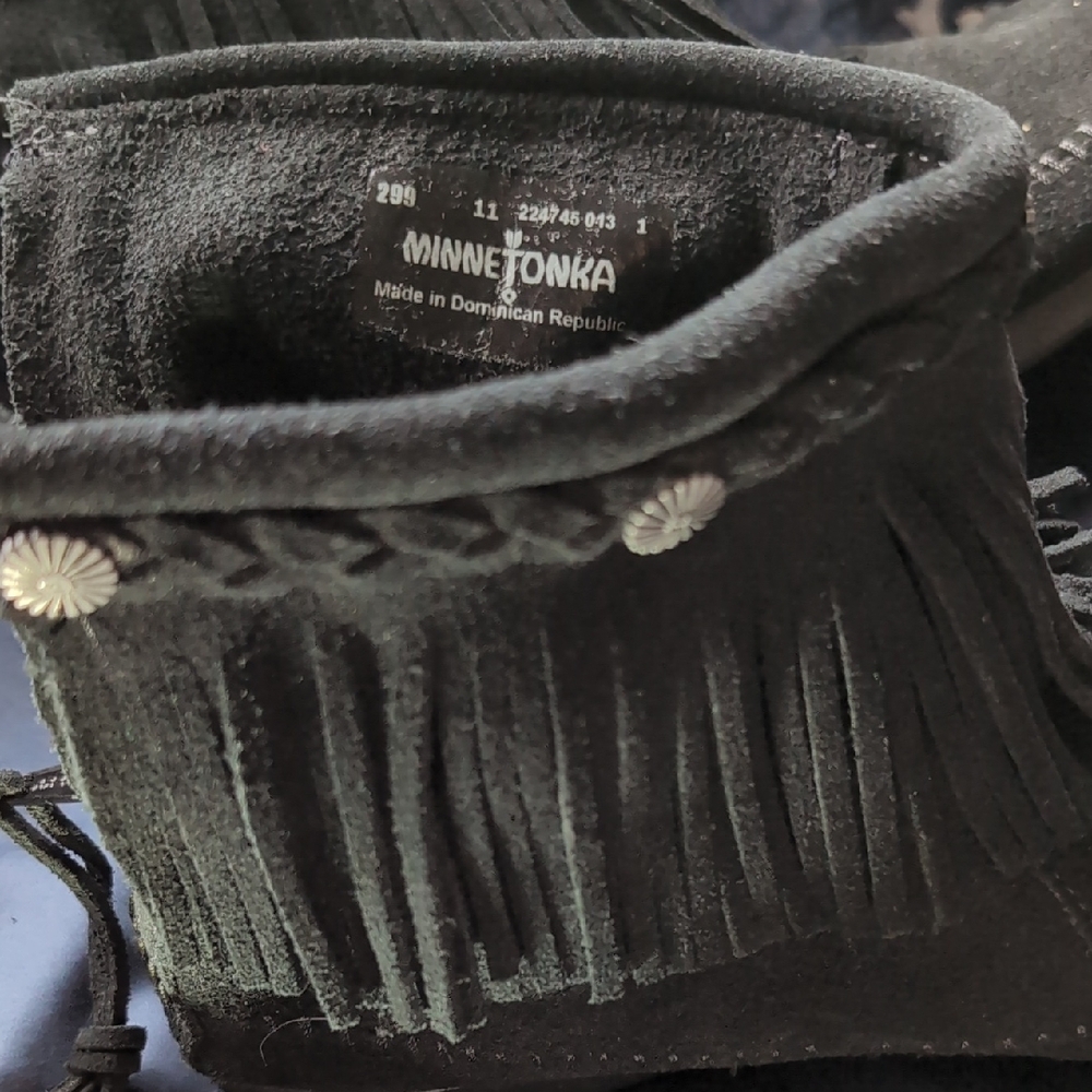 Minnetonka Black Fringe Moccasins with Silver Accents